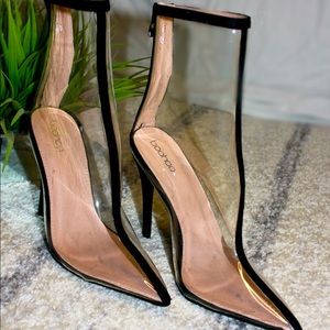 Clear booties pointed toe booties